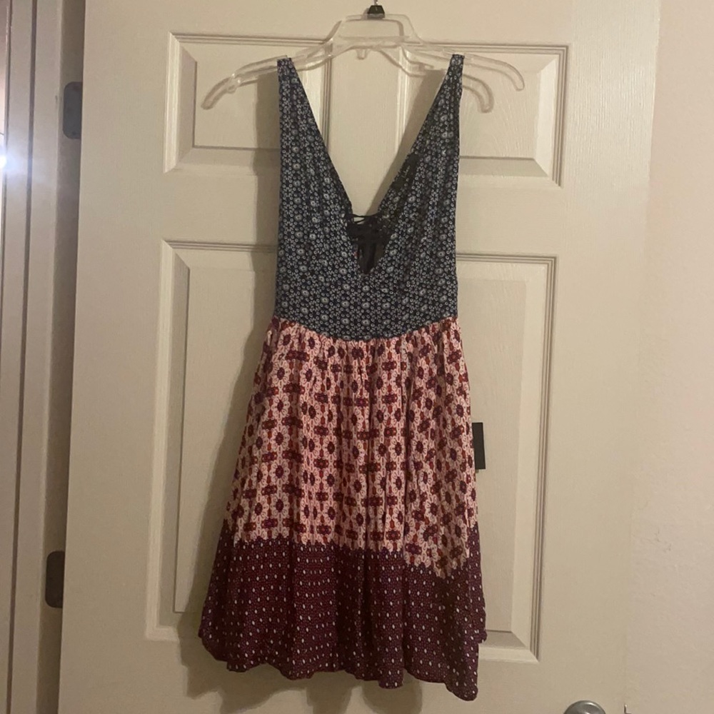 Medium boho dress from Lulu’s. New with tags.